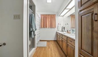 1190 Cambridge Cir, Benton, AR 72019