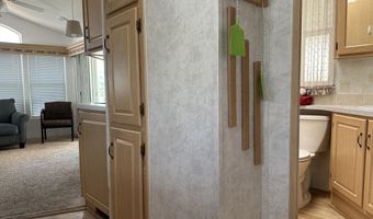 21272 W SHALAKO Ln 368, Congress, AZ 85332