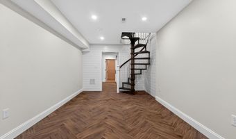 9 COLLEGE Ave, Annapolis, MD 21401