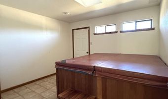 1012 W Castleberry Rd, Artesia, NM 88210