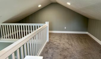 708 Martin Ave, Ava, MO 65608
