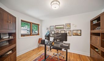 3016 Fox Hollow Cir, Des Moines, IA 50321