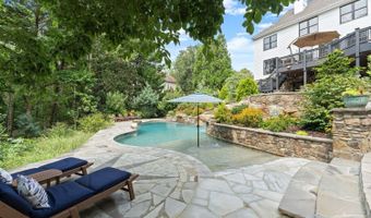 16066 Inverness Trl, Alpharetta, GA 30004