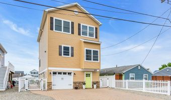 210 Longview Dr, Bayville, NJ 08721