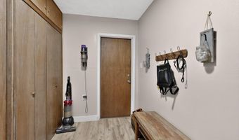 430 Abo Rd, Bosque Farms, NM 87068