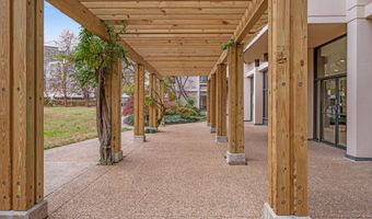 4141 N HENDERSON Rd 702, Arlington, VA 22203