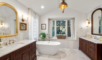 2566 S Clayton St, Denver, CO 80210