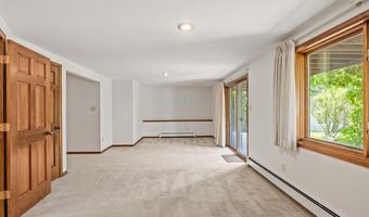 421 SIOUX Dr, Cheyenne, WY 82009