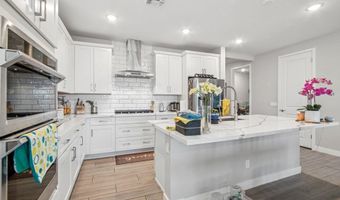 12018 W LUXTON Ln, Avondale, AZ 85323