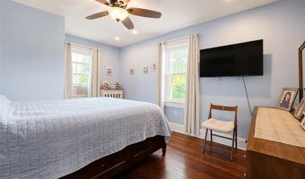 9 Ocean Ave, Amityville, NY 11701