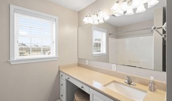 262 Evergreen Dr, Bayville, NJ 08721