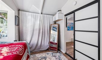 2041 N Beverly Glen Blvd, Los Angeles, CA 90077