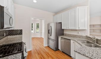 1212 Applethorn Dr, Apex, NC 27502