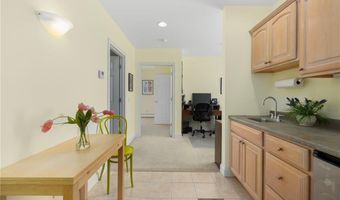 18 STARFISH Dr, Narragansett, RI 02882