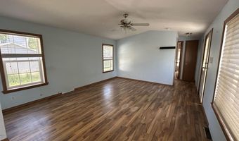 83 Long Shores Dr, Barrington, NH 03825