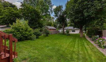 618 9th St, Ames, IA 50010