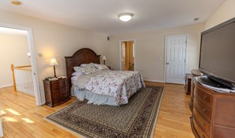 85 McVeagh Rd, Westbrook, CT 06498