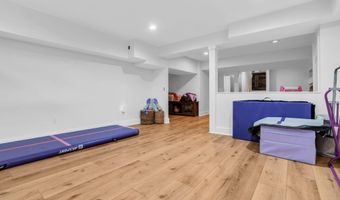 20 Hannah Lee Rd, Barnegat, NJ 08005