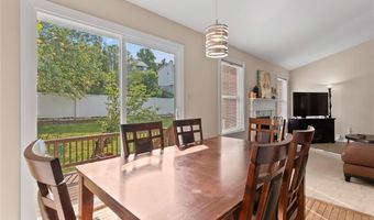 1708 Stoney Terrace Dr, Ballwin, MO 63021