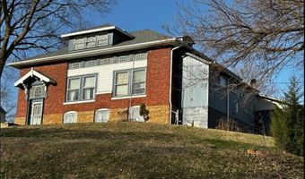 1015 S 6th St, Atchison, KS 66002