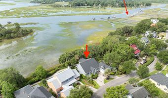 5 Petigru Dr, Beaufort, SC 29902