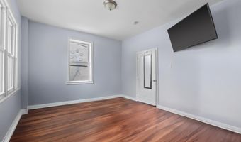 352 AVENUE C, Bayonne, NJ 07002