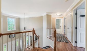 43799 ABBOTT Pl, Ashburn, VA 20147