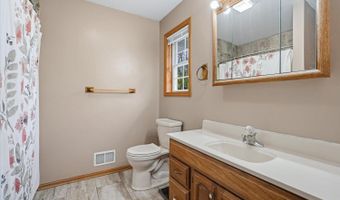 178 40th St, Allegan, MI 49010