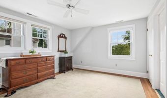 15 Devonshire Dr, Darien, CT 06820