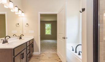 17 Red Oak Dr, Bedford, IN 47421