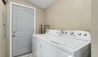 9274 Cincinnati-Zanesville Rd SW, Amanda, OH 43102