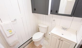 116 Pond St, Newton, NH 03858
