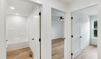 336 Legends Cir, Baxter, TN 38544
