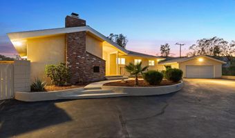 25311 Jesmond Dene Rd, Escondido, CA 92026