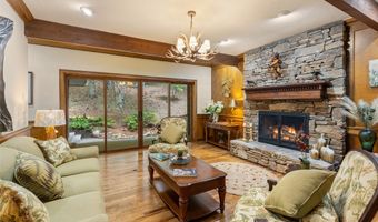 240 Upper Ridge Rd, Glenville, NC 28736