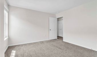 305 Broadstone Dr, Adams Twp., PA 16046