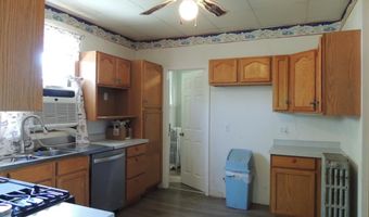 401 S Third St, Altamont, IL 62411