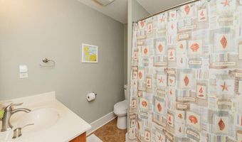 11057 Idaho St, Bay St. Louis, MS 39520