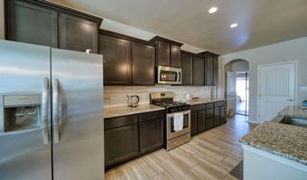 3813 S Sunnyview Ave, Carlsbad, NM 88220