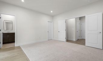 1 PICASSO Sq Turner 22-F2-Rt, Ashburn, VA 20148
