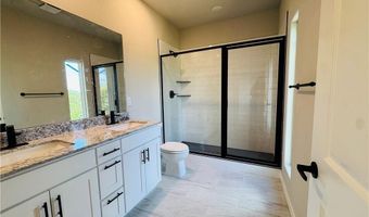 61 Skipton Dr, Bella Vista, AR 72714