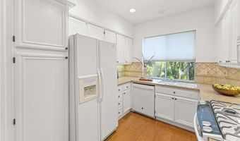 52 COTTAGE Ln, Aliso Viejo, CA 92656