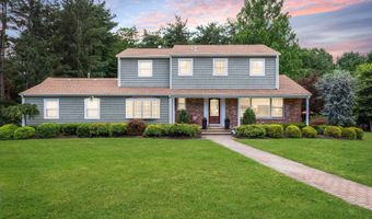 44 Devonshire Ct, Middletown, NJ 07748