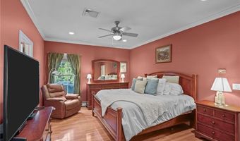 1 Stephanie Dr, Coventry, RI 02816