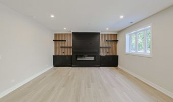 11156 S Lawler Ave, Alsip, IL 60803