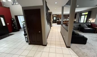 3621 Bunker Hill Dr, Algonquin, IL 60102