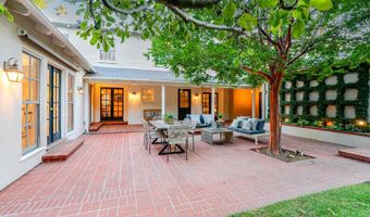 2051 Mendocino Ln, Altadena, CA 91001