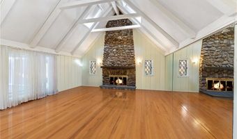 12 Georgiana Dr, Cumberland, RI 02864