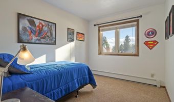 7209 HAWTHORNE Dr, Cheyenne, WY 82009