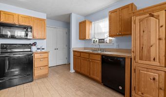 410 N Gordon Ave, Ash Grove, MO 65604